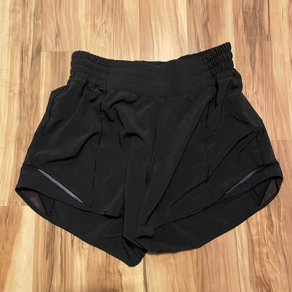 Lululemon Hotty Hot High Rise 4” inseam shorts